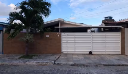Casa com 3 dormitórios à venda, 200 m² por R$ 400.000,00 - José Américo de Almeida - João Pessoa/PB