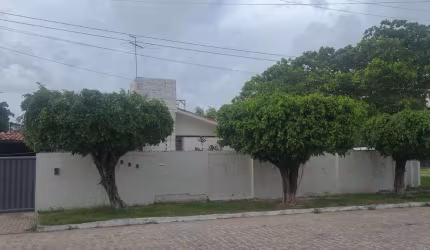 Casa com 3 dormitórios à venda, 163 m² por R$ 1.200.000 - Bessa - João Pessoa/PB