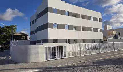 Apartamento com 2 dormitórios à venda, 57 m² por R$ 165.000,00 - Paratibe - João Pessoa/PB