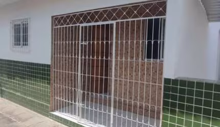 Casa com 2 dormitórios à venda por R$ 145.000,00 - Planalto Boa Esperança - João Pessoa/PB