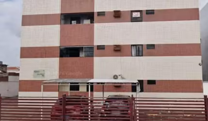 Apartamento com 2 dormitórios à venda por R$ 200.000 - Planalto Boa Esperança - João Pessoa/PB