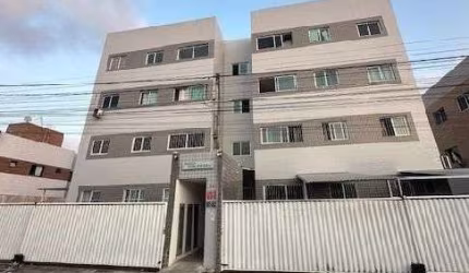 Apartamento com 2 dormitórios à venda por R$ 90.161,30 - João Paulo II - João Pessoa/PB