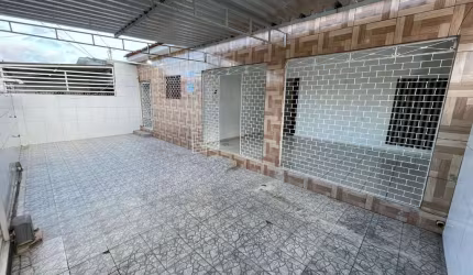 Casa com 3 dormitórios à venda por R$ 390.000,00 - Ernesto Geisel - João Pessoa/PB