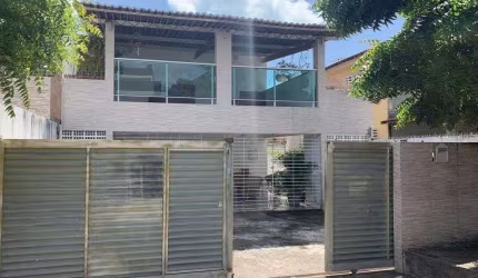 Casa com 3 dormitórios à venda, 200 m² por R$ 900.000,00 - Bessa - João Pessoa/PB