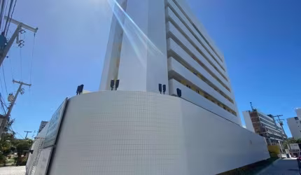 Apartamento com 3 dormitórios à venda, 90 m² por R$ 720.000,00 - Jardim Oceania - João Pessoa/PB
