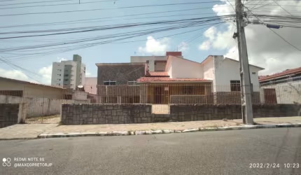 Casa com 4 dormitórios à venda por R$ 1.200.000 - Miramar - João Pessoa/PB