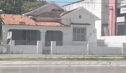 Casa com 4 dormitórios à venda por R$ 1.500.000 - Centro - João Pessoa/PB