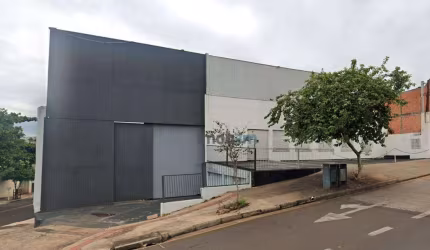 Barracão para alugar, 300 m² por R$ 5.000,00/mês - Conjunto Parigot de Souza 1 - Londrina/PR