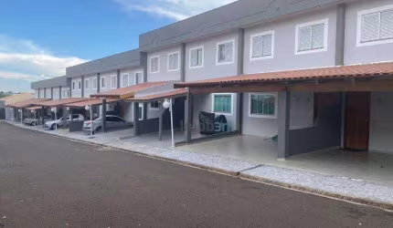 Sobrado com 3 dormitórios para alugar, 140 m² por R$ 2.100/mês - Santiago II - Londrina/PR