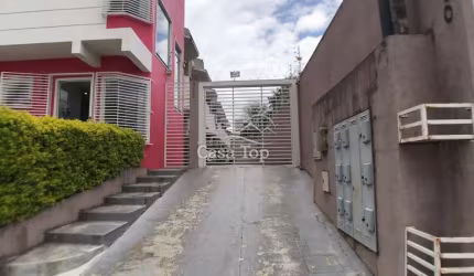 Sobrado à venda Uvaranas