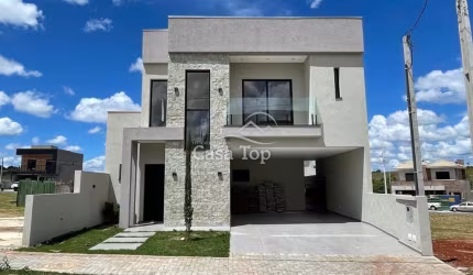 Casa à venda em Condomínio Bosque Mistral - Jardim Carvalho