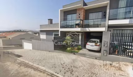 Sobrado Tríplex à venda  Jardim Canaã