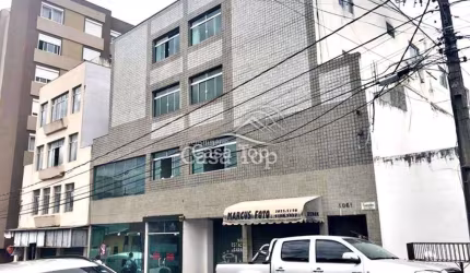 Apartamento à venda Edifício Tauanã - Centro