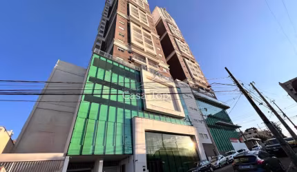 Apartamento semimobiliado à venda Edifício Evolution Towers - Centro