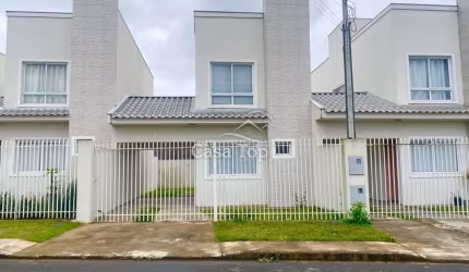 Sobrado à venda Uvaranas