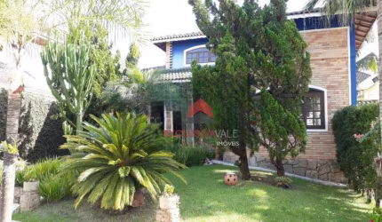 Casa à venda, 256 m² por R$ 2.000.000,00 - Urbanova - São José dos Campos/SP