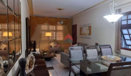 Casa com 3 dormitórios à venda, 156 m² por R$ 820.000,00 - Jardim Alvorada - São José dos Campos/SP