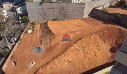Terreno, 2403 m² - venda por R$ 3.200.000,00 ou aluguel por R$ 4.500,00/mês - Centro - São José dos Campos/SP