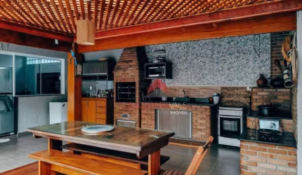 Casa à venda, 246 m² por R$ 1.600.000,00 - Villa Branca - Jacareí/SP