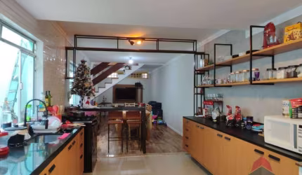 Casa com 3 dormitórios à venda, 125 m² por R$ 650.000,00 - Jardim das Indústrias - São José dos Campos/SP