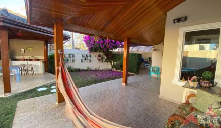 Casa térrea com 3 dormitórios, piscina à venda, 170 m² por R$ 1.950.000 - Urbanova - São José dos Campos/SP