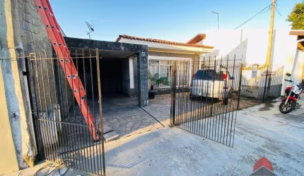Casa com 03 dormitórios à venda, 182 m² por R$ 550.000 - Jardim Motorama - São José dos Campos/SP