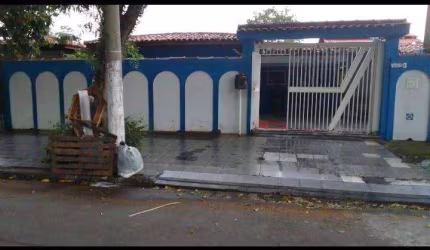 Excelente Casa Ampla com 03 dormitórios à venda, 167 m² por R$ 900.000 - Jardim Satélite - São José dos Campos/SP