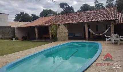 Excelente Chácara com 03 dormitórios à venda, 2340 m² por R$ 745.000 - Águas de Canindu - São José dos Campos/SP