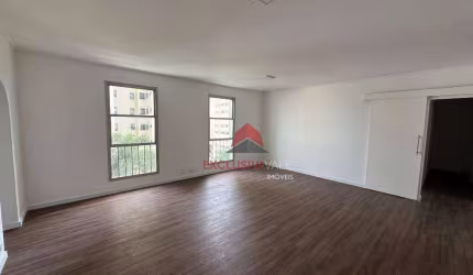 Apartamento com 3 dormitórios à venda, 118 m² por R$ 760.000,00 - Vila Adyana - São José dos Campos/SP