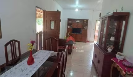 Excelente Chácara com 02 dormitórios à venda, 3500 m² por R$ 480.000 - Buquirinha - São José dos Campos/SP
