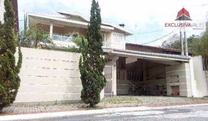 Lindo Sobrado com 03 dormitórios à venda, 309 m² por R$ 1.170.000 - Urbanova - São José dos Campos/SP