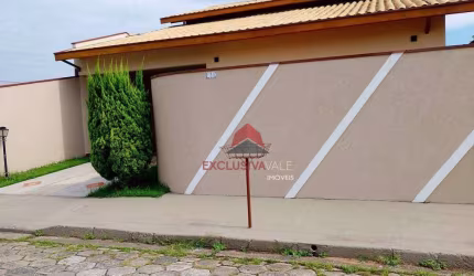 Casa com 3 dormitórios à venda, 189 m² por R$ 870.000,00 - Parque Das Flores - Taubaté/SP