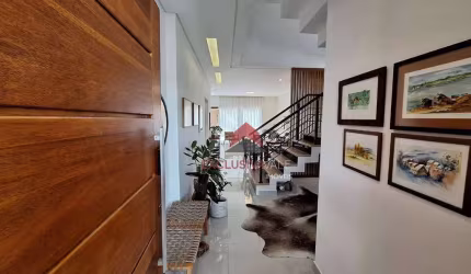Casa com 4 suítes à venda, 244 m² por R$ 2.700.000 - Urbanova - São José dos Campos/SP