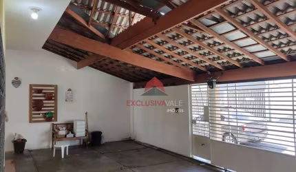 Casa com 3 dormitórios à venda, 222 m² por R$ 800.000,00 - Jardim América - São José dos Campos/SP