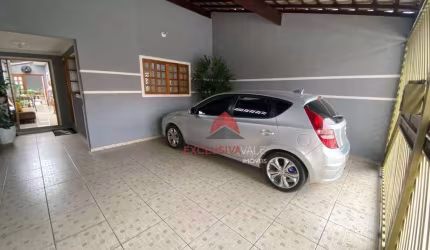 Casa com 2 dormitórios à venda, 133 m² por R$ 650.000,00 - Jardim Portugal - São José dos Campos/SP
