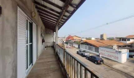 Casa com 8 dormitórios à venda, 222 m² por R$ 1.480.000 - Jardim Satélite - São José dos Campos/SP