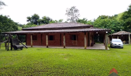 Sítio com 3 dormitórios à venda, 40000 m² por R$ 1.800.000,00 - Roncador - São Francisco Xavier/SP