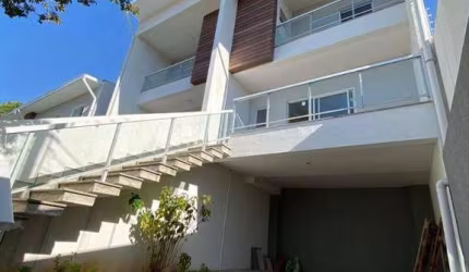 Casa com 3 dormitórios à venda, 159 m² por R$ 750.450,00 - Jardim das Indústrias - São José dos Campos/SP