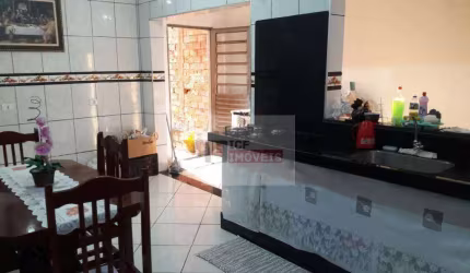 Casa com 3 dormitórios à venda, 150 m² por R$ 400.000 - Jardim Boer I - Americana/SP