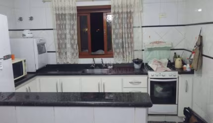 Sobrado com 2 dormitórios à venda, 233 m² por R$ 550.000,00 - Parque Novo Mundo - Americana/SP