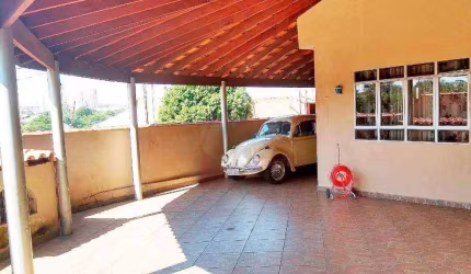 Ampla Casa (com 6 vagas de garagem coberta) à venda no Bairro Jardim Europa em Santa Bárbara d’Oeste-SP