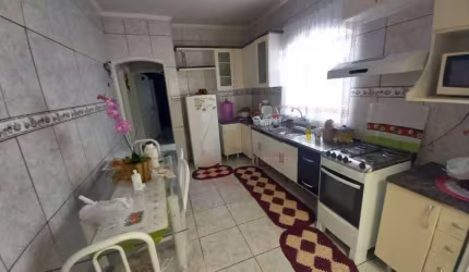 Casa com 3 dormitórios à venda por R$ 230.000,00 - Jardim das Flores - Americana/SP
