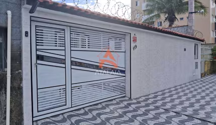 Casa com 3 dorms, Itaóca, Mongaguá - R$ 600 mil, Cod: 2152