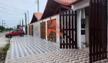 Casa com 2 dorms, Balneário Copacabana, Mongaguá - R$ 349 mil, Cod: 2212