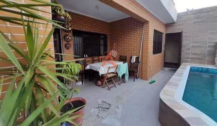 Casa com 4 dorms, Caiçara, Praia Grande - R$ 900 mil, Cod: 610