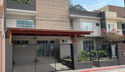 Casa No Bairro Ressacada