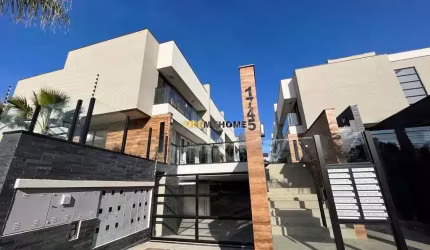 Sobrado em condomínio com 3 suítes à venda, 240 m² por R$ 1.567.000 - Santa Feli