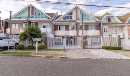 Sobrado com 3 quartos, sendo 1 suíte, 3 vagas de garagem. - SO9162
