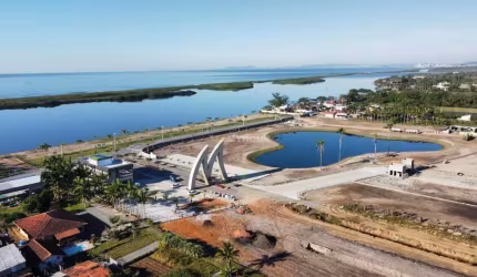 Terreno em condomínio fechado na praia SKYLINE