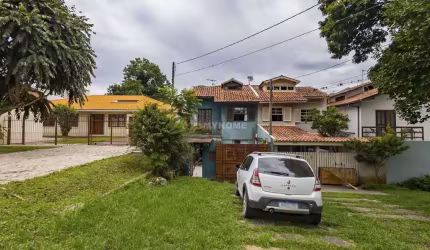 Sobrado charmoso em rua tranquila!